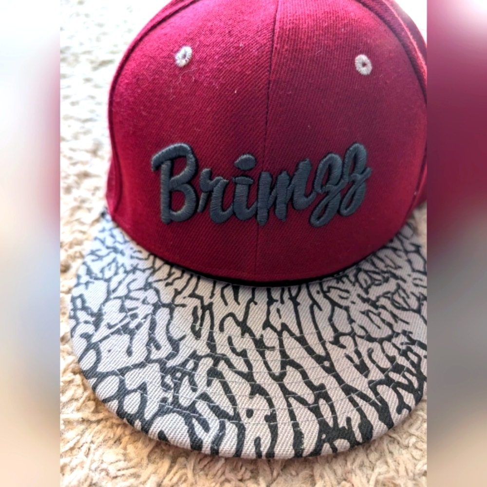 Brimzz maroon/grey/black snapback‎ hat osfm